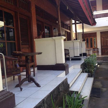 Agung And Sue Watering Hole I Hotel Sanur Exterior foto