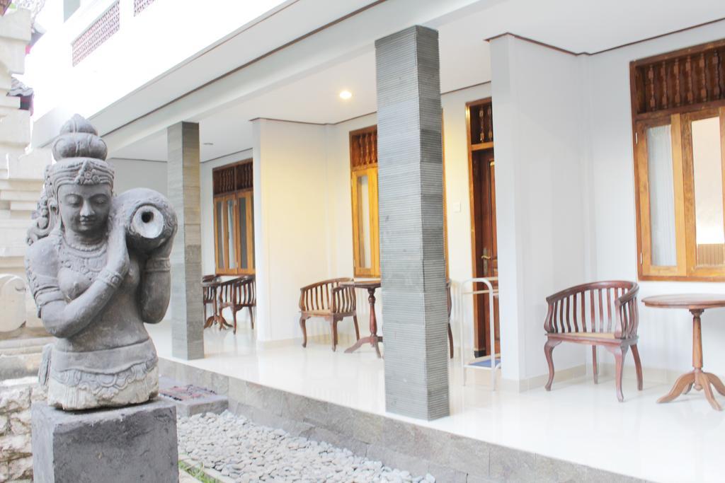 Agung And Sue Watering Hole I Hotel Sanur Exterior foto