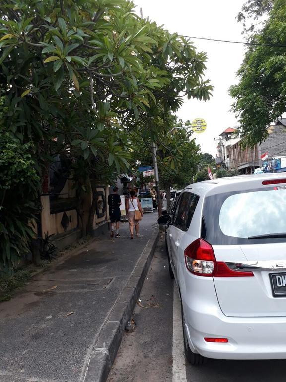 Agung And Sue Watering Hole I Hotel Sanur Exterior foto